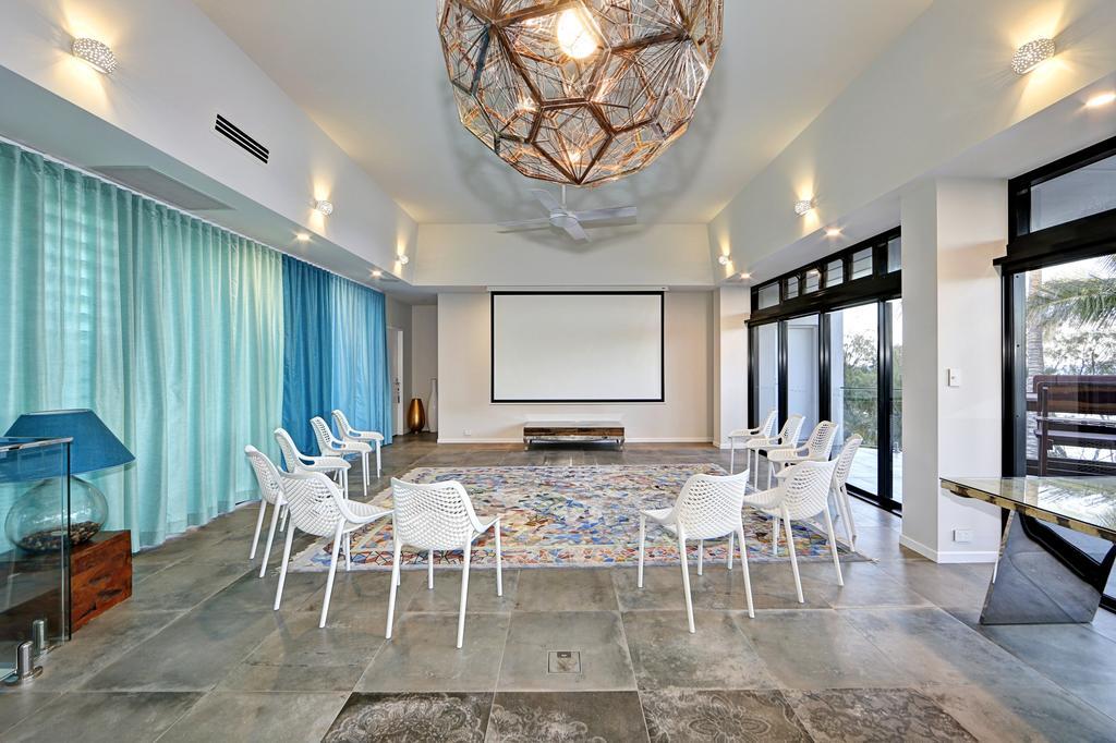Zen Beach Retreat Hotel Bargara Exterior foto