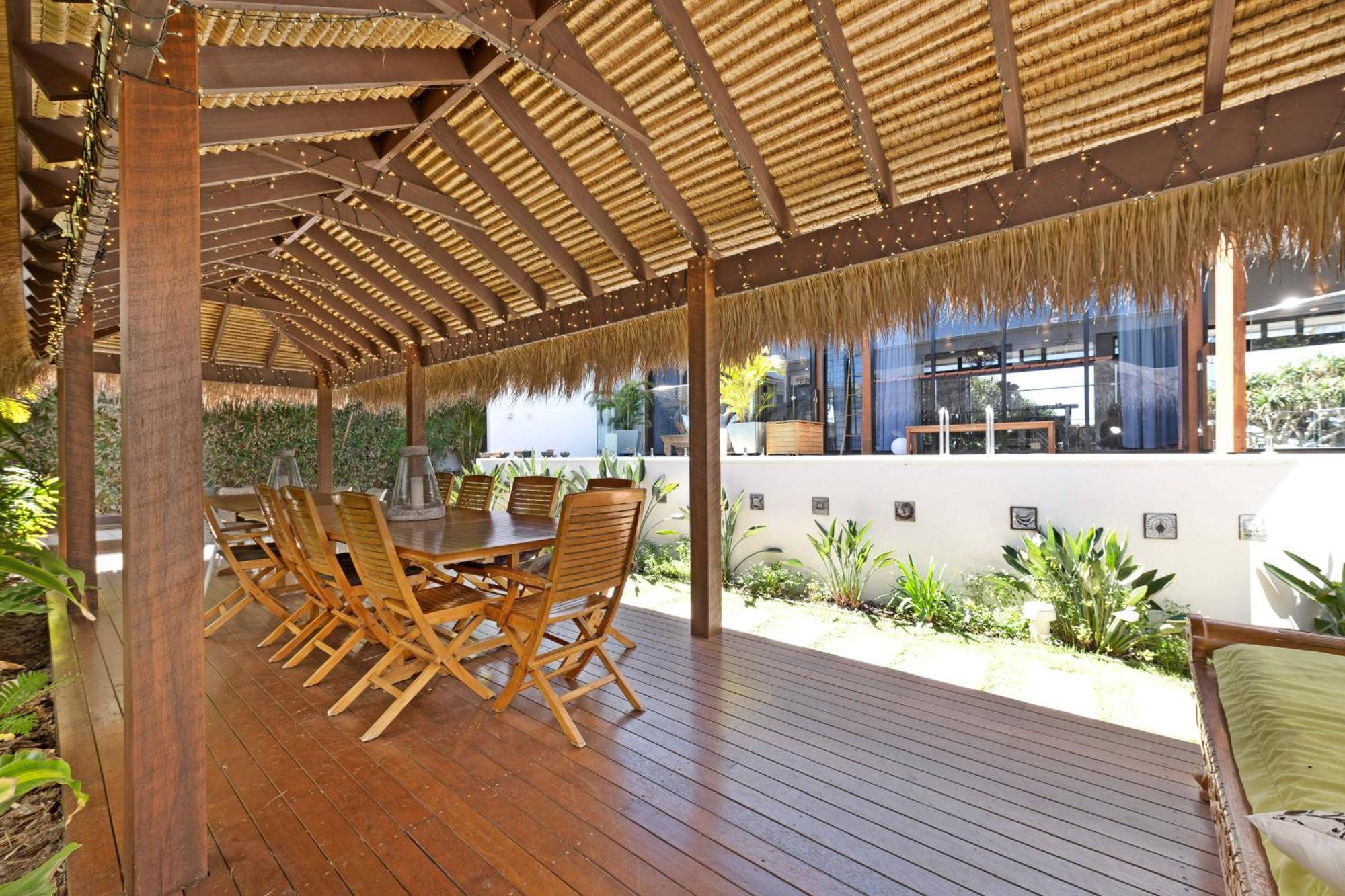 Zen Beach Retreat Hotel Bargara Exterior foto